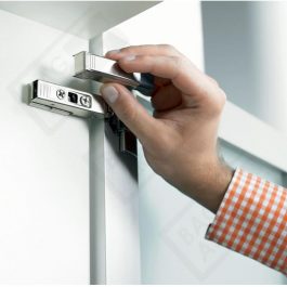 BLUM Blumotion przypinane do zawiasu 170° 973A6000